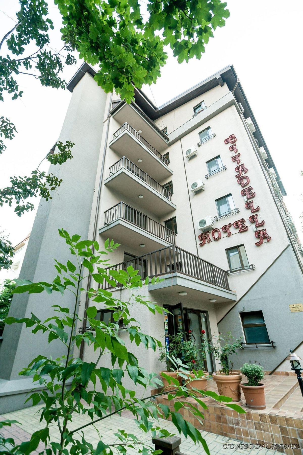 Hotel Nelisse Bucureşti Ngoại thất bức ảnh