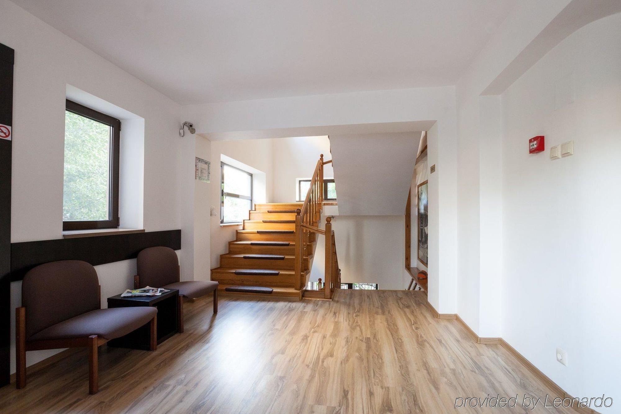 Hotel Nelisse Bucureşti Ngoại thất bức ảnh